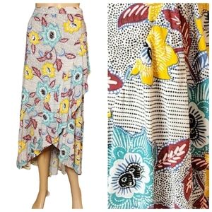 BCBGENERATION floral ruffle maxi skirt. Size L. Stretch waist. Viscose lyocell.